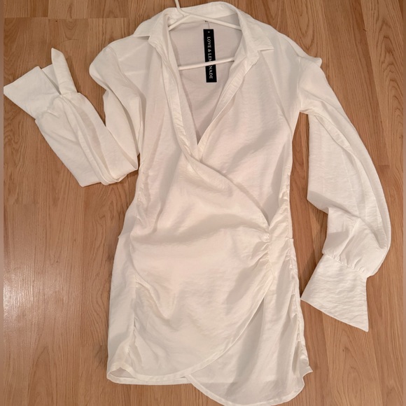 NEW - Picture 2 of 2